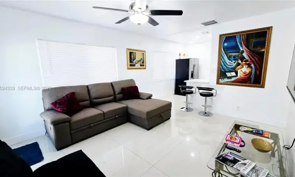 139 NW 14th Way, Dania Beach, FL 33004