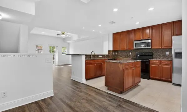 626 SW 1st Drive, Pompano Beach, FL 33060