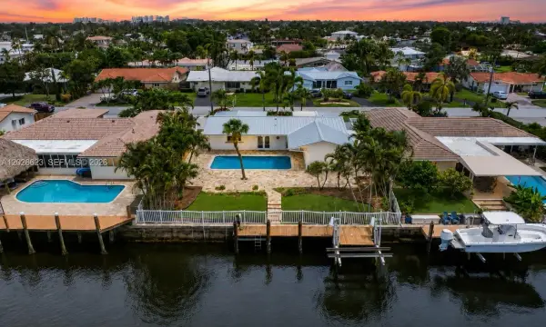 620 SE 11th Street, Pompano Beach, FL 33060