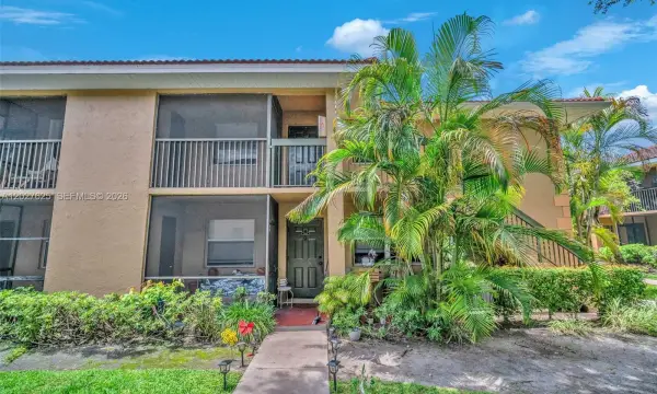 767 NW 104th Avenue 203, Pembroke Pines, FL 33026