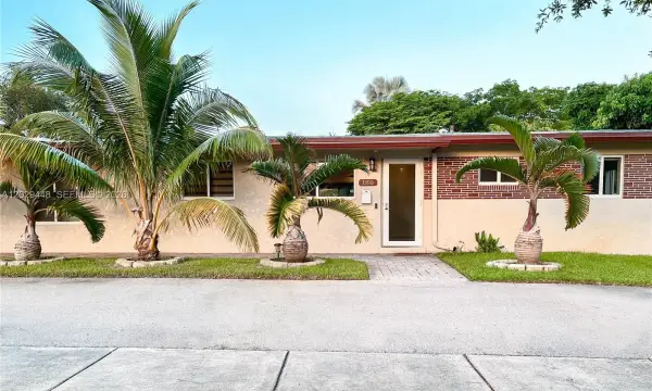 3390 SW 21st Street, Fort Lauderdale, FL 33312