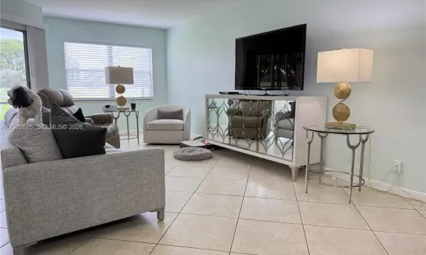 500 SW 130th Terrace 110a, Pembroke Pines, FL 33027
