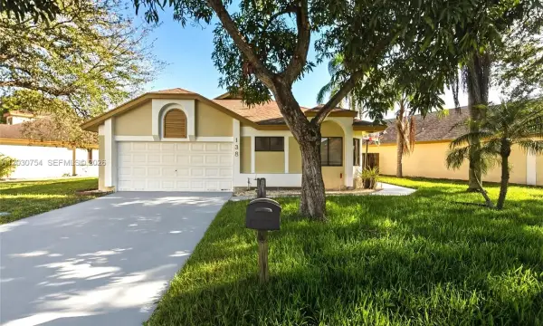 138 Colly Way, North Lauderdale, FL 33068