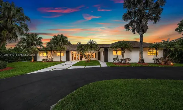 13900 Mustang Trail, Southwest Ranches, FL 33330