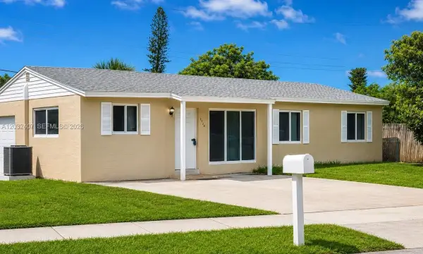 2124 SW 42nd Terrace, Fort Lauderdale, FL 33317