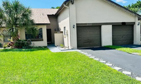 8203 NW 100th Drive, Tamarac, FL 33321
