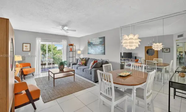 257 S Cypress Road 436, Pompano Beach, FL 33060
