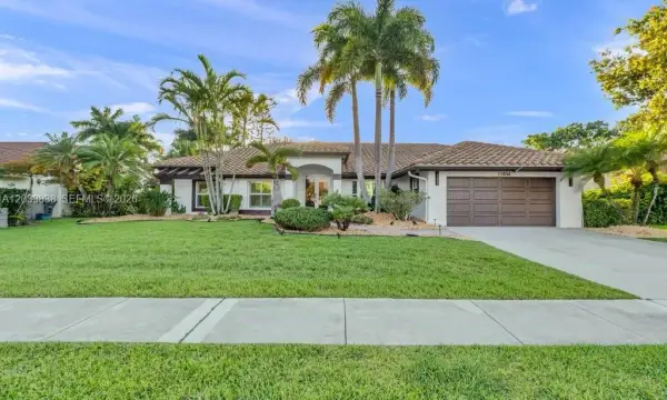 11834 Island Lakes Lane, Boca Raton, FL 33498