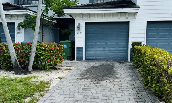 3507 NW 13th Street, Lauderhill, FL 33311