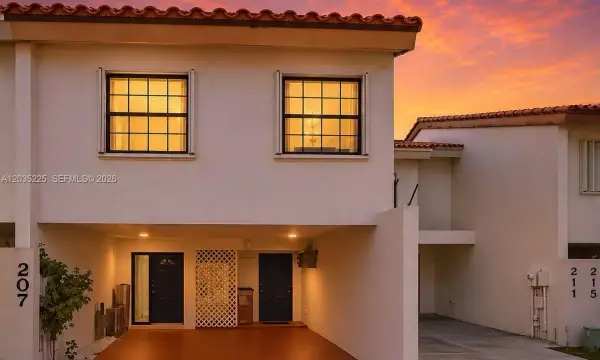 207 NW 45th Avenue, Deerfield Beach, FL 33442