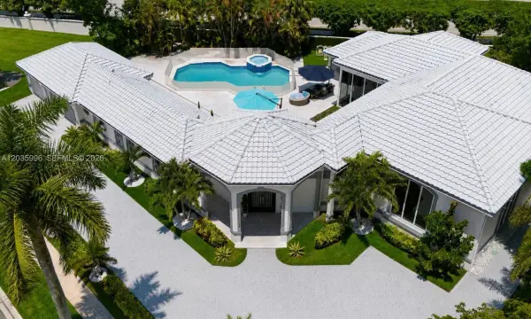 2673 NW 64th Boulevard, Boca Raton, FL 33496