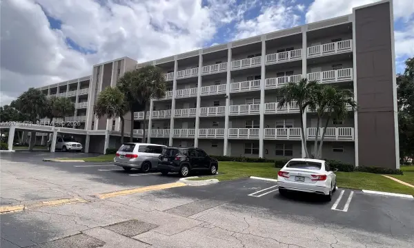 1075 Riverside Drive 505, Coral Springs, FL 33071