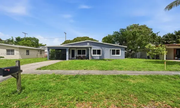 3821 NW 4th Place, Lauderhill, FL 33311