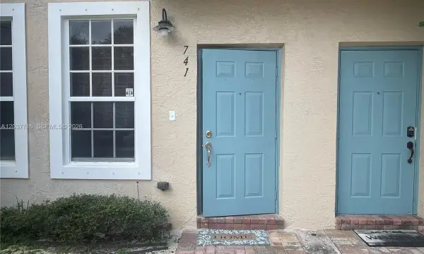 741 NW 42nd Avenue, Plantation, FL 33317