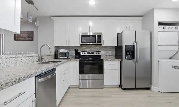 2882 Coral Springs Drive 2882, Coral Springs, FL 33065