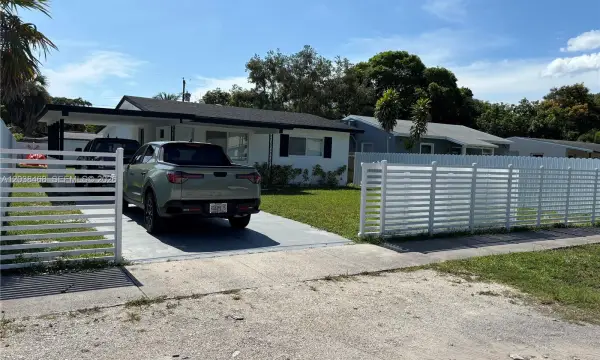 1336 NW 6th Avenue, Fort Lauderdale, FL 33311