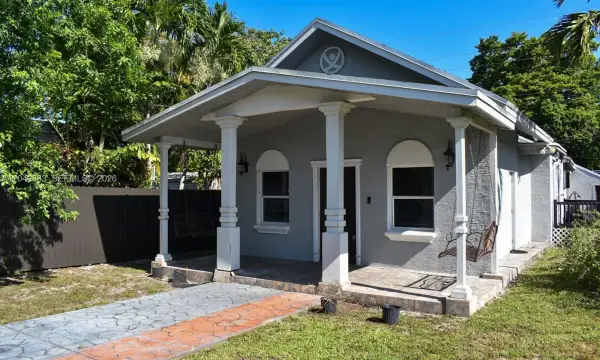 2218 Harding Street, Hollywood, FL 33020