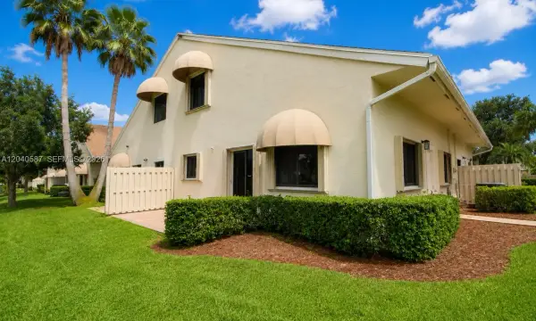 10213 NW 33rd Street, Sunrise, FL 33351