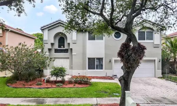 11295 Roundelay Road, Cooper City, FL 33026