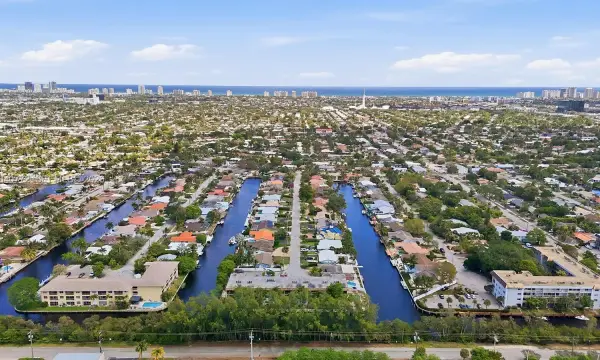 1400 NE 57th Court 202, Fort Lauderdale, FL 33334