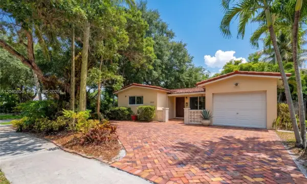 3800 W Park Road, Hollywood, FL 33021