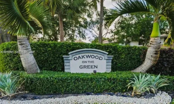 9835 Riverside Drive 739, Coral Springs, FL 33071