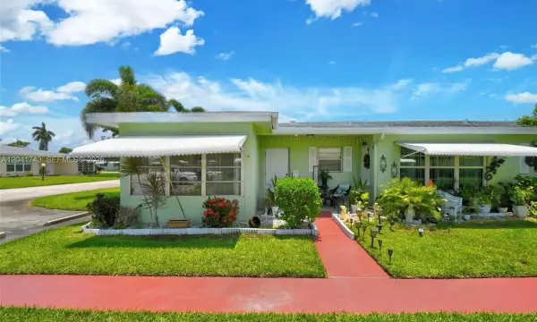 3241 Ridge Hill Road, Boynton Beach, FL 33435