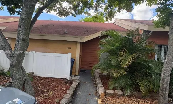 2309 NW 55th Avenue, Lauderhill, FL 33313