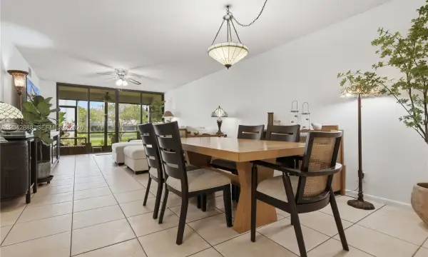 11230 Taft Street 11230, Pembroke Pines, FL 33026