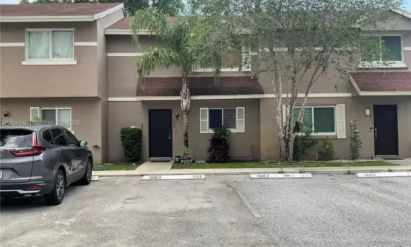 1209 Sussex Drive, North Lauderdale, FL 33068