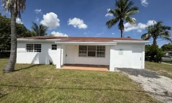 2115 SW 50th Avenue, West Park, FL 33023