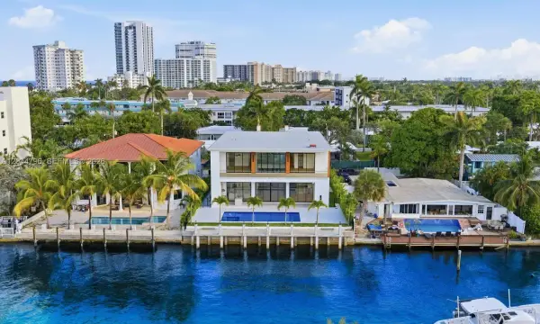 2 Sunset Lane, Lauderdale-by-the-sea, FL 33062