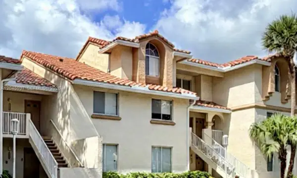 19216 Glenmoor Drive 19216, West Palm Beach, FL 33409