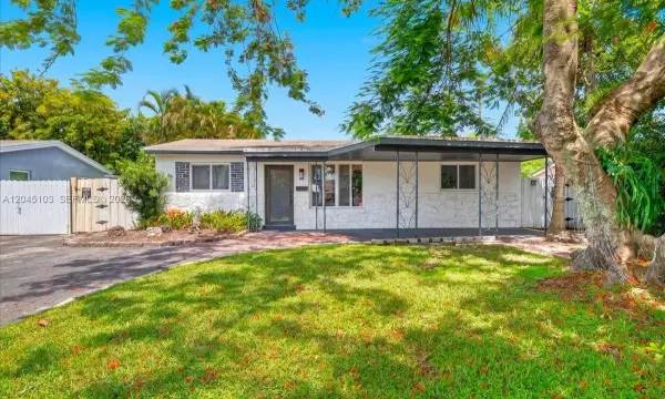 1131 N 75th Avenue, Hollywood, FL 33024