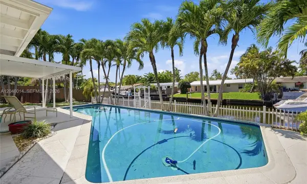 1625 SW 5th Court, Fort Lauderdale, FL 33312