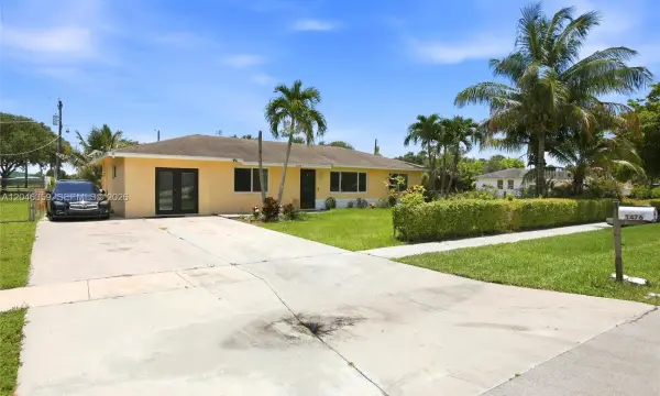 1476 N Mangonia Drive, West Palm Beach, FL 33401