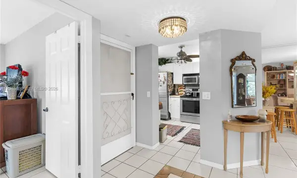 10160 NW 24th Place 210, Sunrise, FL 33322