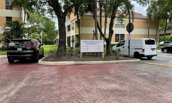 8282 NW 24th Street 8282, Coral Springs, FL 33065