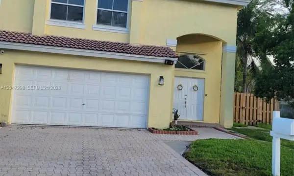 6606 Saltaire Terrace, Margate, FL 33063