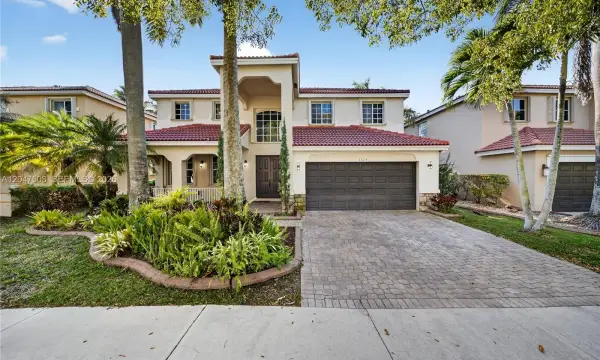 1325 Chenille Circle, Weston, FL 33327