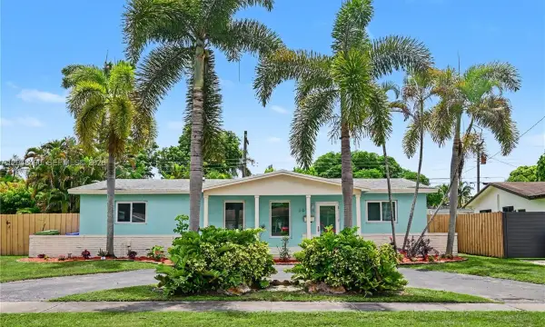 301 SW 65th Avenue, Pembroke Pines, FL 33023
