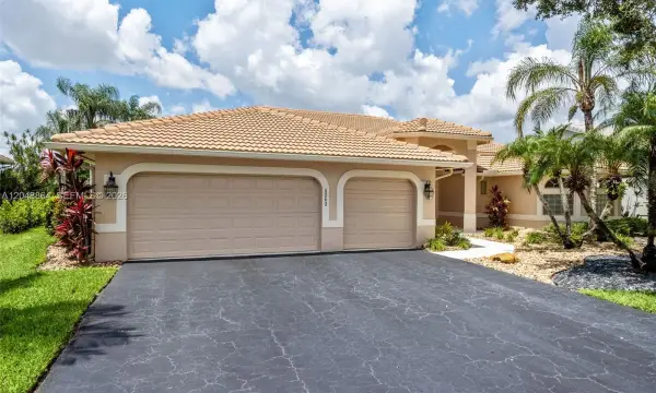 5242 NW 109th Lane, Coral Springs, FL 33076