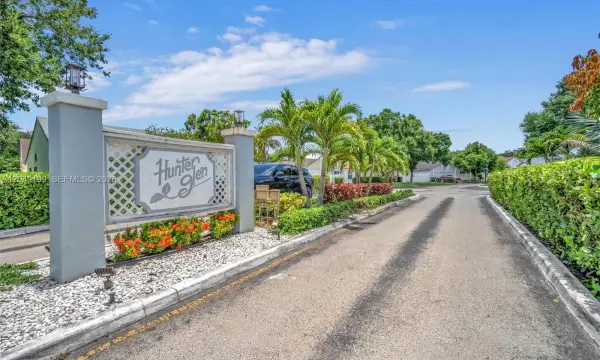 1108 E Jasmine Lane, North Lauderdale, FL 33068