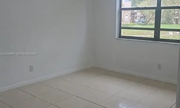 9022 NW 28th Drive 2202, Coral Springs, FL 33065