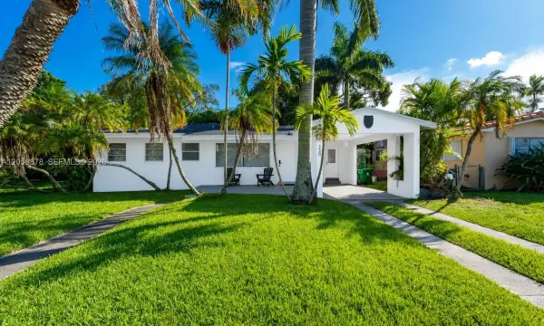230 NE 2nd Place, Dania Beach, FL 33004