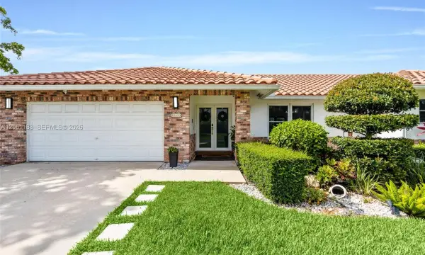 22433 Ensenada Way, Boca Raton, FL 33433