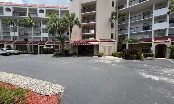 3485 Environ Boulevard C308, Lauderhill, FL 33319