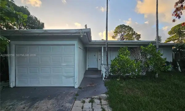 722 S E Street, Lake Worth, FL 33460