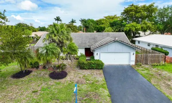 251 NW 92nd Avenue, Coral Springs, FL 33071