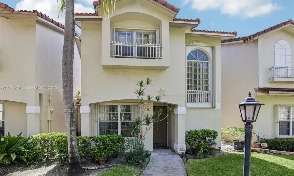 115 NW 108th Avenue, Pembroke Pines, FL 33026
